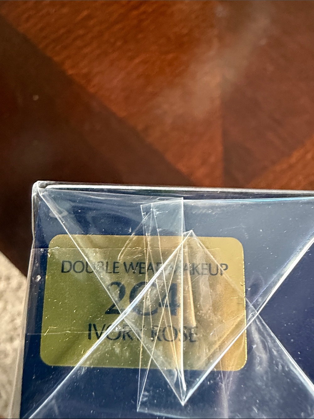 Estee Lauder Double Wear Foundation Box - Navy and Gold color 2c4 Ivory Rose NWT - Picture 4 of 4